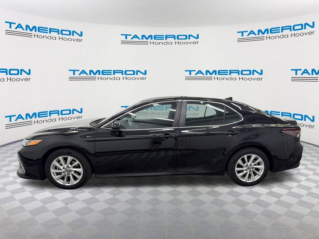 Used 2023 Toyota Camry LE FWD image 2