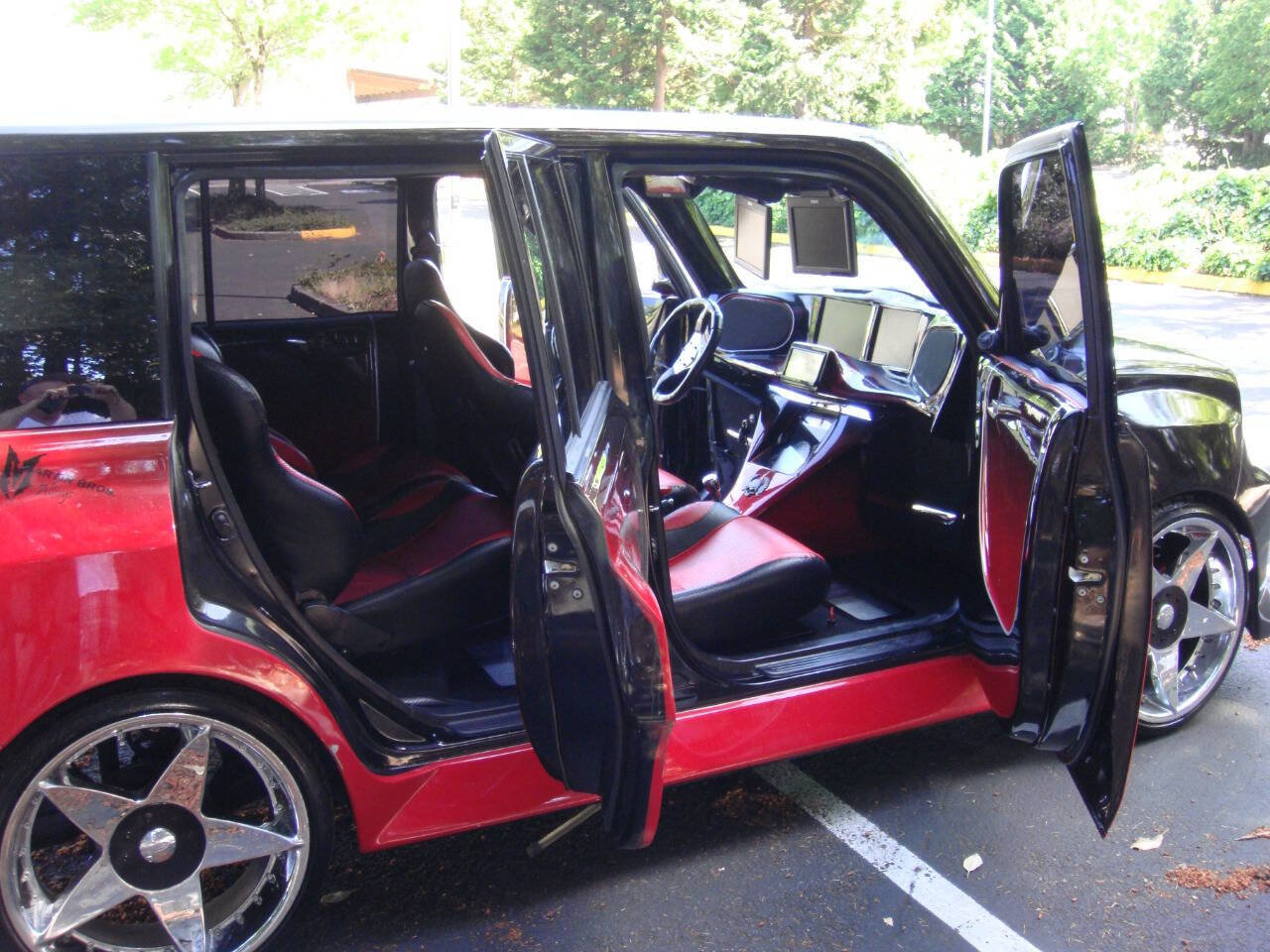 Used 2005 Scion xB FWD image 15