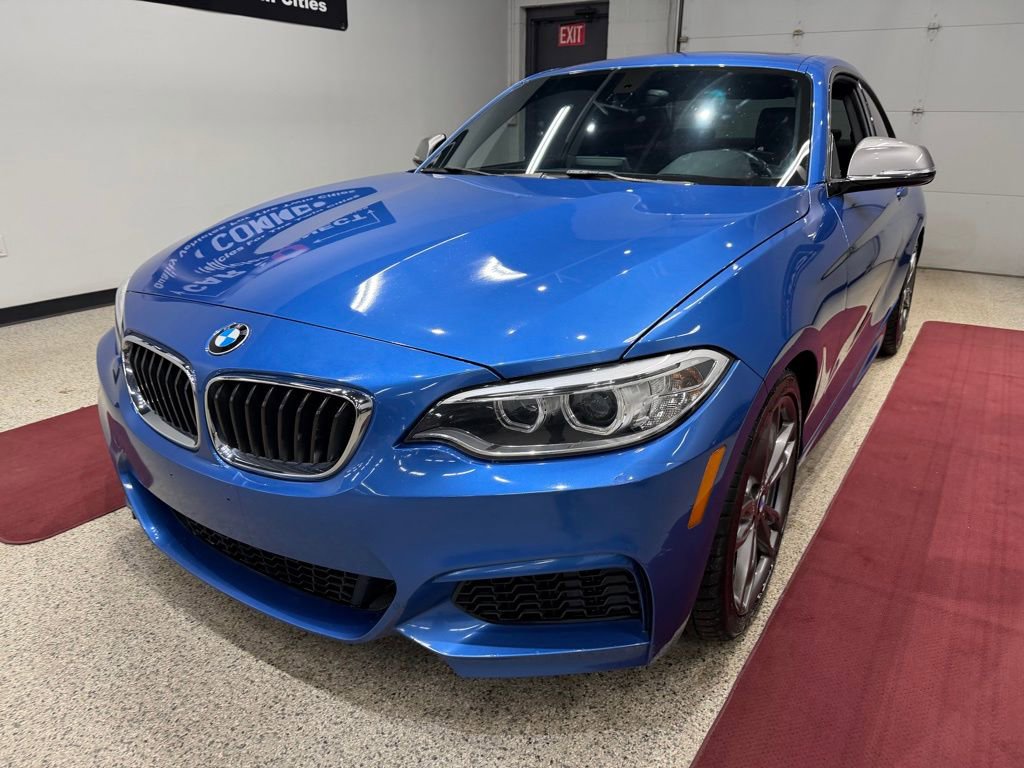 Used 2016 BMW M235i Coupe image 5