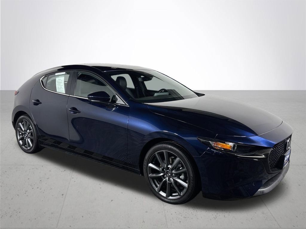 Used 2022 MAZDA MAZDA3 s image 4