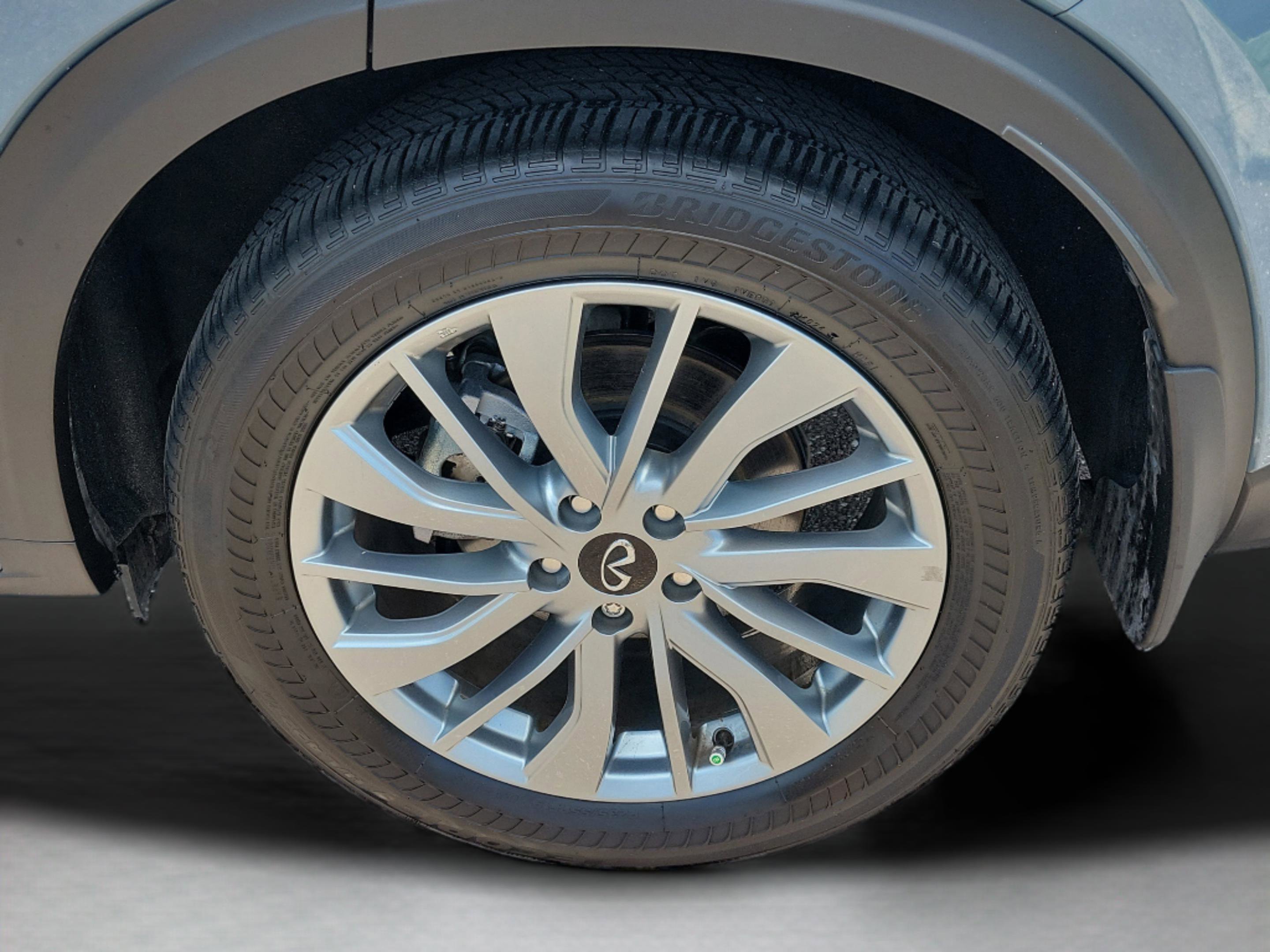 Certified 2025 INFINITI QX50 Luxe AWD/4WD image 29