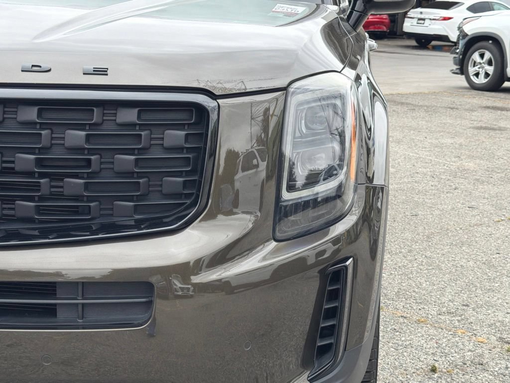 Used 2022 Kia Telluride SX w/ Nightfall Edition Package AWD/4WD image 13
