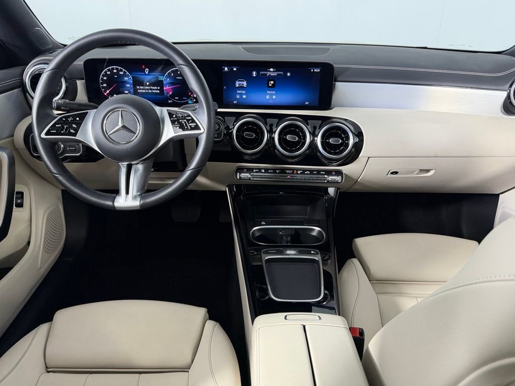Used 2025 Mercedes-Benz CLA 250 image 13