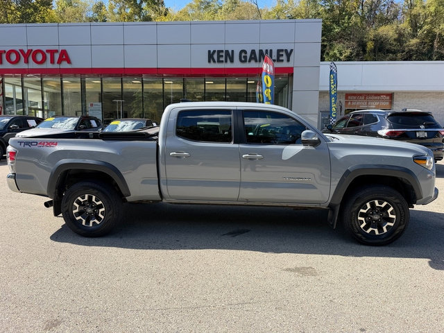Certified 2020 Toyota Tacoma TRD Off-Road AWD/4WD image 2