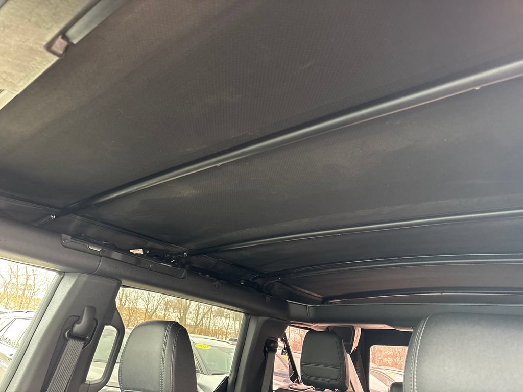 Used 2024 Ford Bronco Black Diamond AWD/4WD image 32