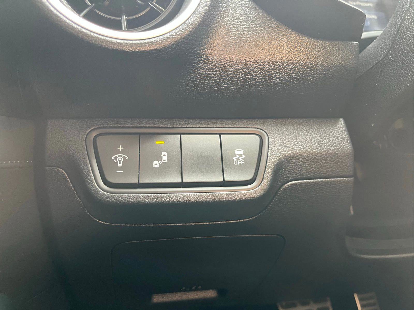 Used 2023 Kia Forte GT w/ GT2 Package image 14