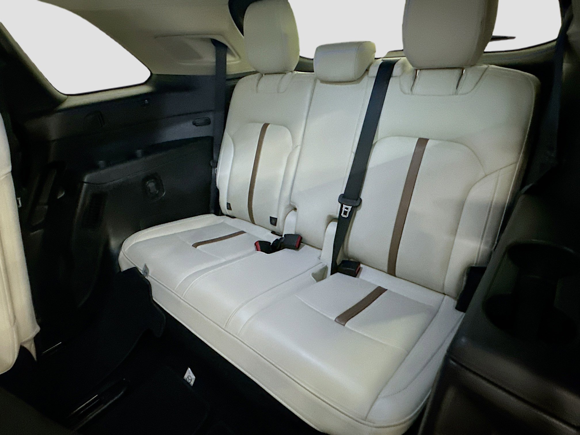 Used 2024 MAZDA CX-90 Plug-In Hybrid w/ Premium Plus image 31