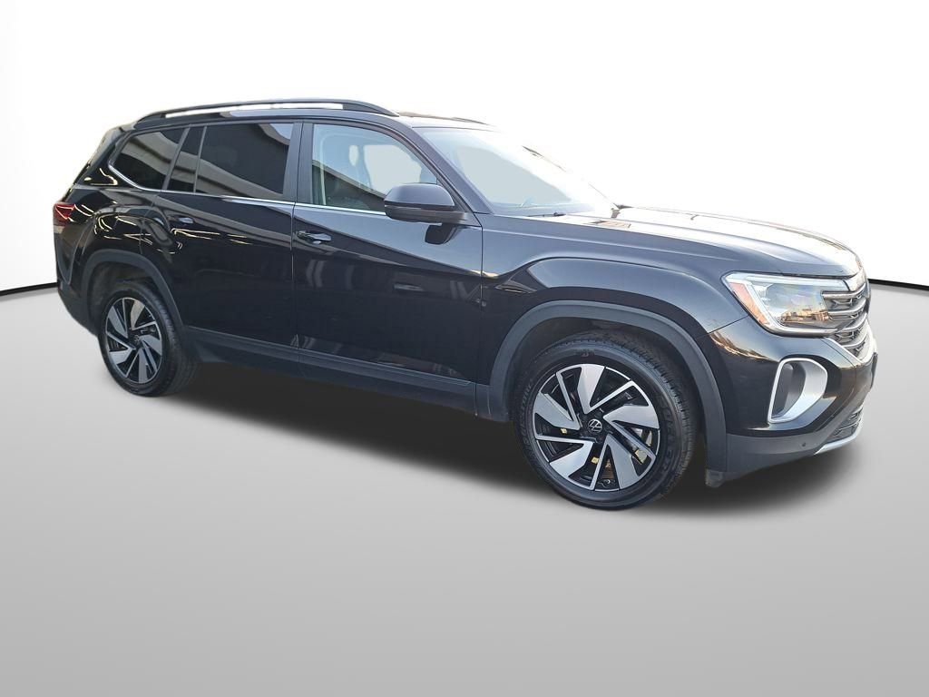 Used 2024 Volkswagen Atlas SE image 8
