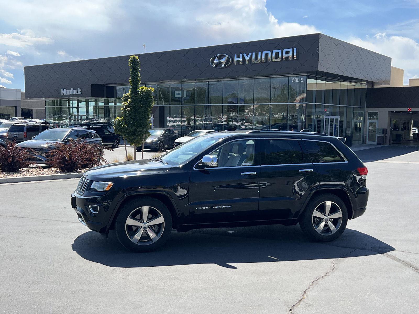 Used 2015 Jeep Grand Cherokee Overland w/ Advanced Technology Group