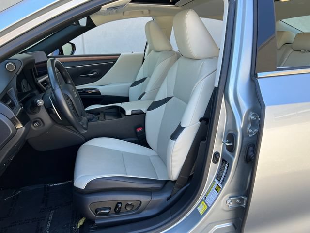 Certified 2025 Lexus ES 350 w/ Premium Package FWD image 36