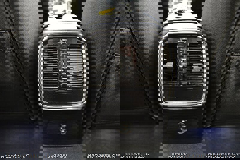 Used 2020 Porsche Macan S image 26