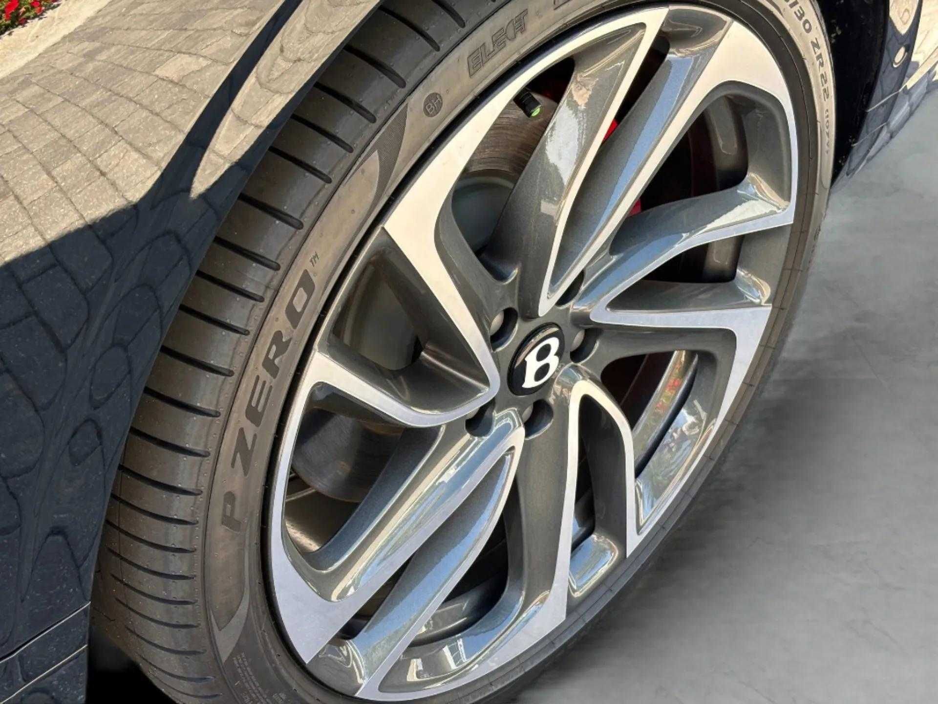 Used 2025 Bentley Continental GT Speed image 31