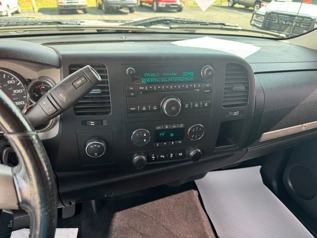 Used 2014 Chevrolet Silverado 2500 LT w/ Interior Plus Package AWD/4WD image 20