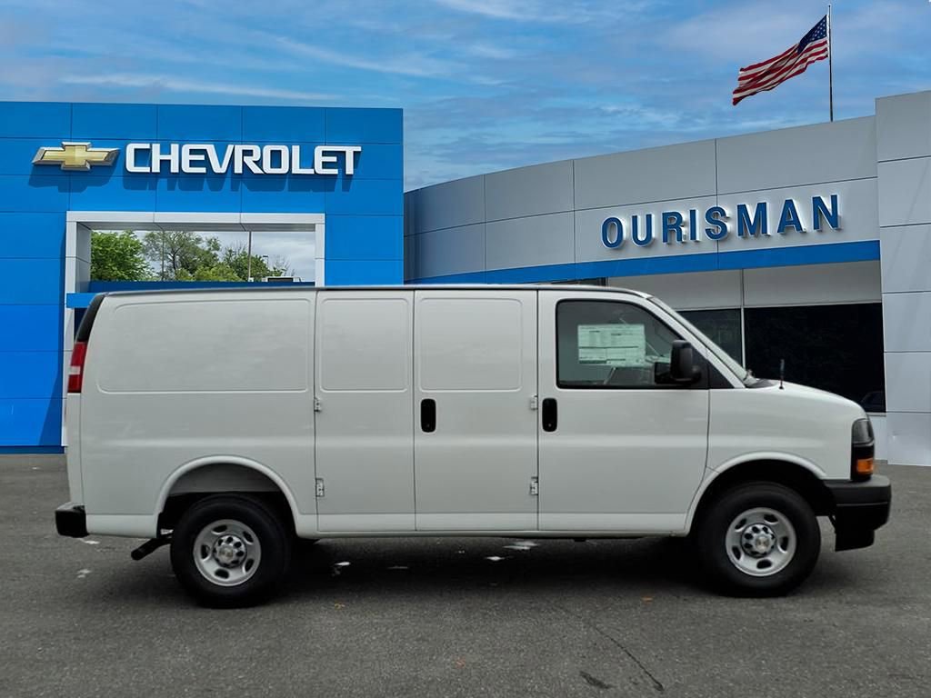New 2025 Chevrolet Express 2500 w/ Driver Convenience Package image 2