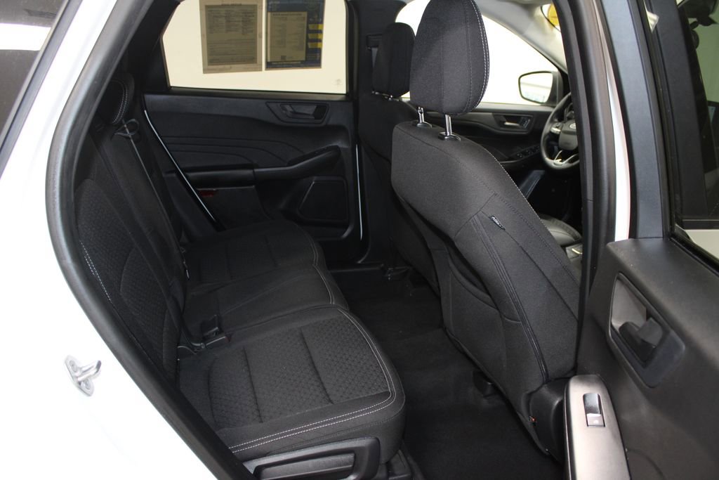 Used 2024 Ford Escape Active image 31