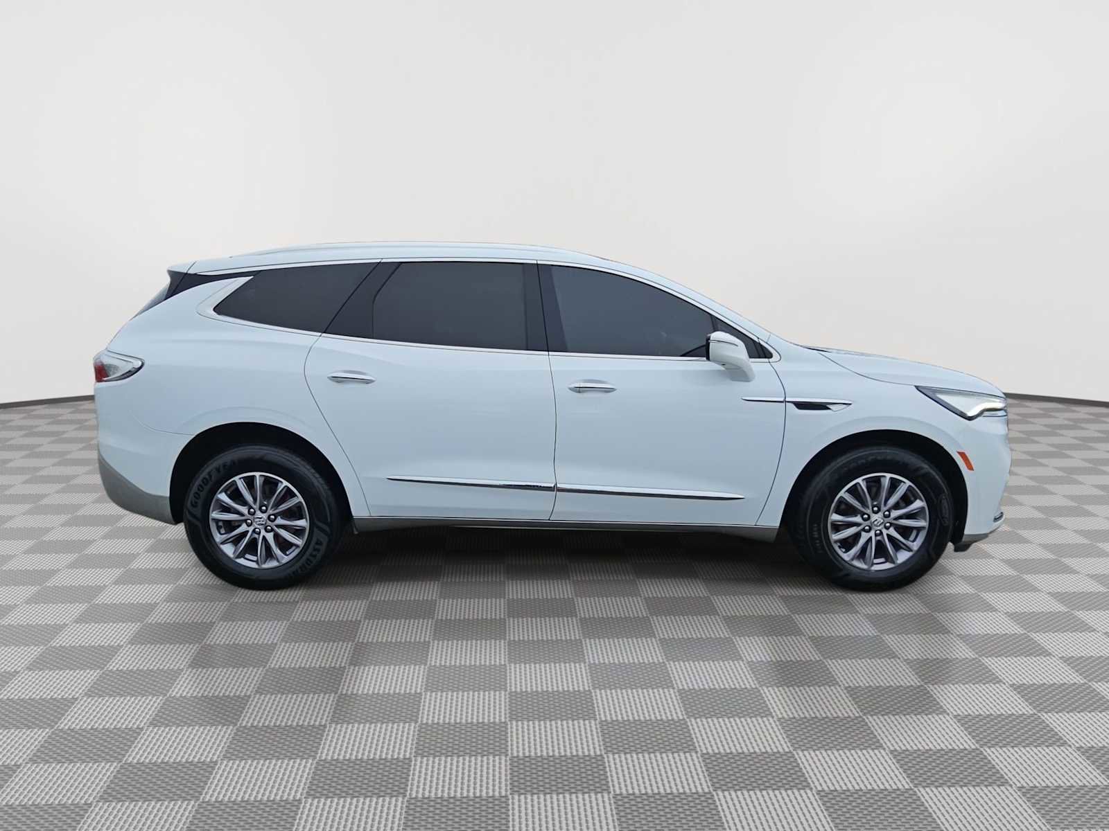 Certified 2024 Buick Enclave Premium FWD image 9