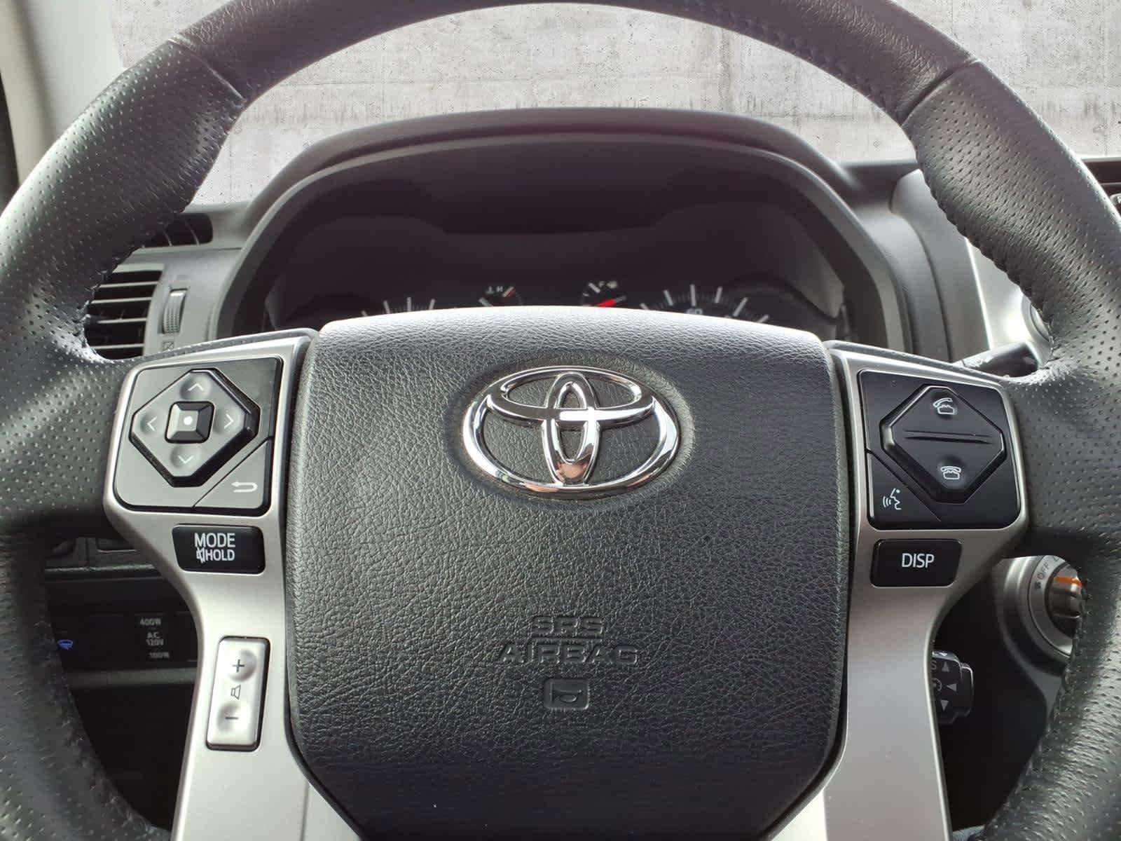 Used 2019 Toyota 4Runner TRD Off-Road AWD/4WD image 25