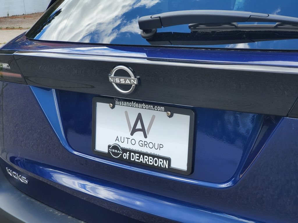 New 2026 Nissan Kicks SV w/ SV Premium Package AWD/4WD image 6