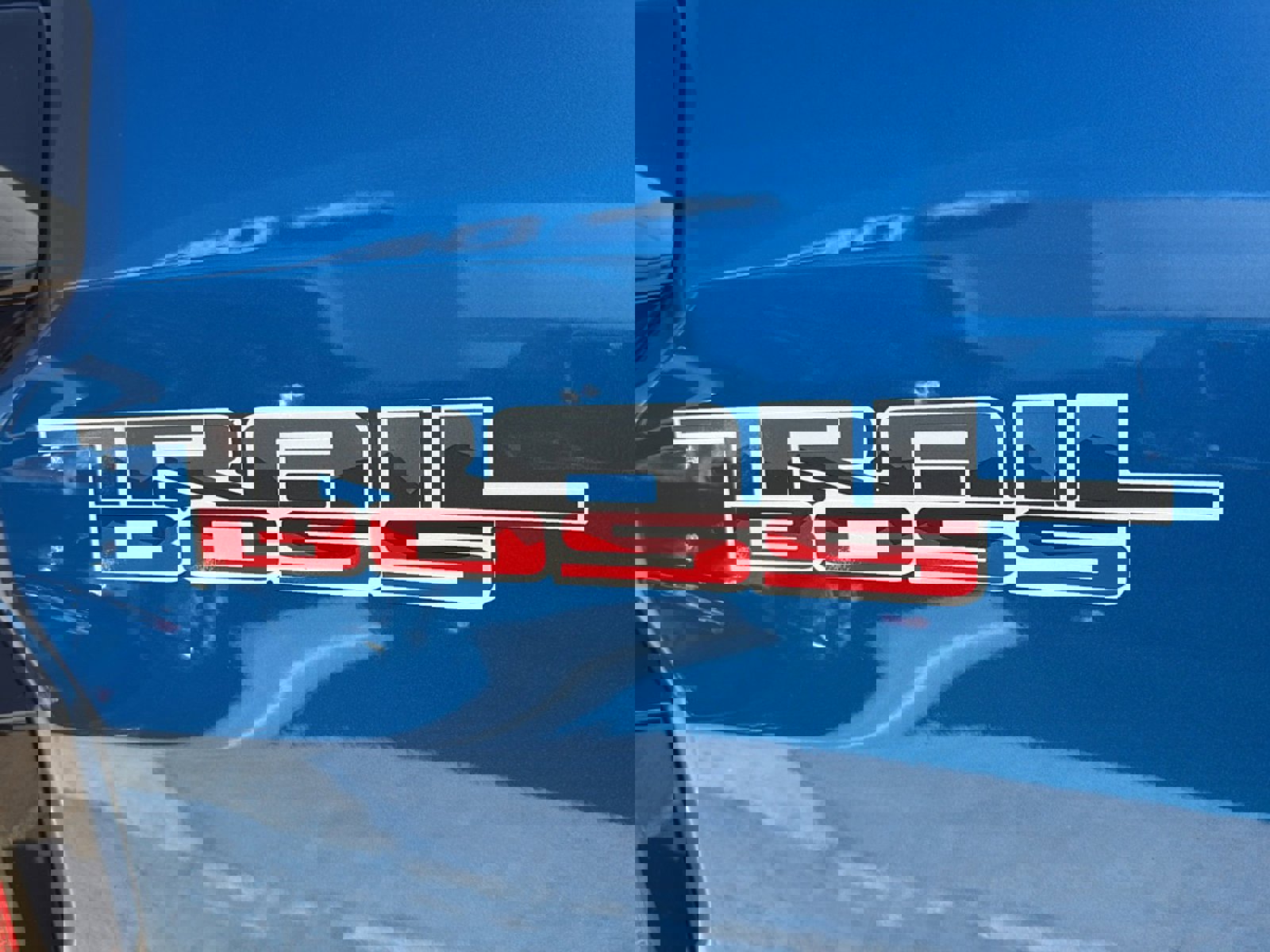 Used 2023 Chevrolet Colorado Trail Boss w/ Advanced Trailering Package AWD/4WD image 49