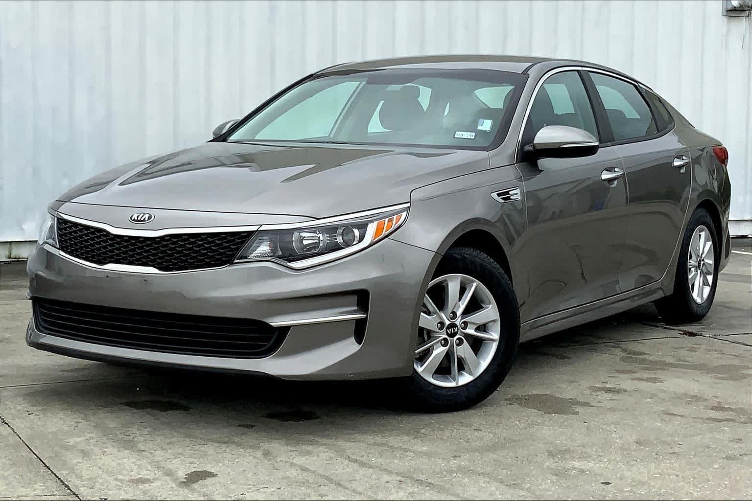 Used 2018 Kia Optima LX FWD image 35