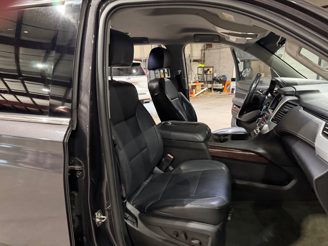 Used 2015 GMC Yukon SLE w/ Convenience Package RWD image 27