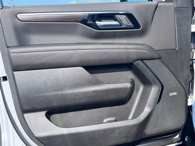 New 2026 Chevrolet Tahoe Premier w/ Sun And Tow Package AWD/4WD image 15