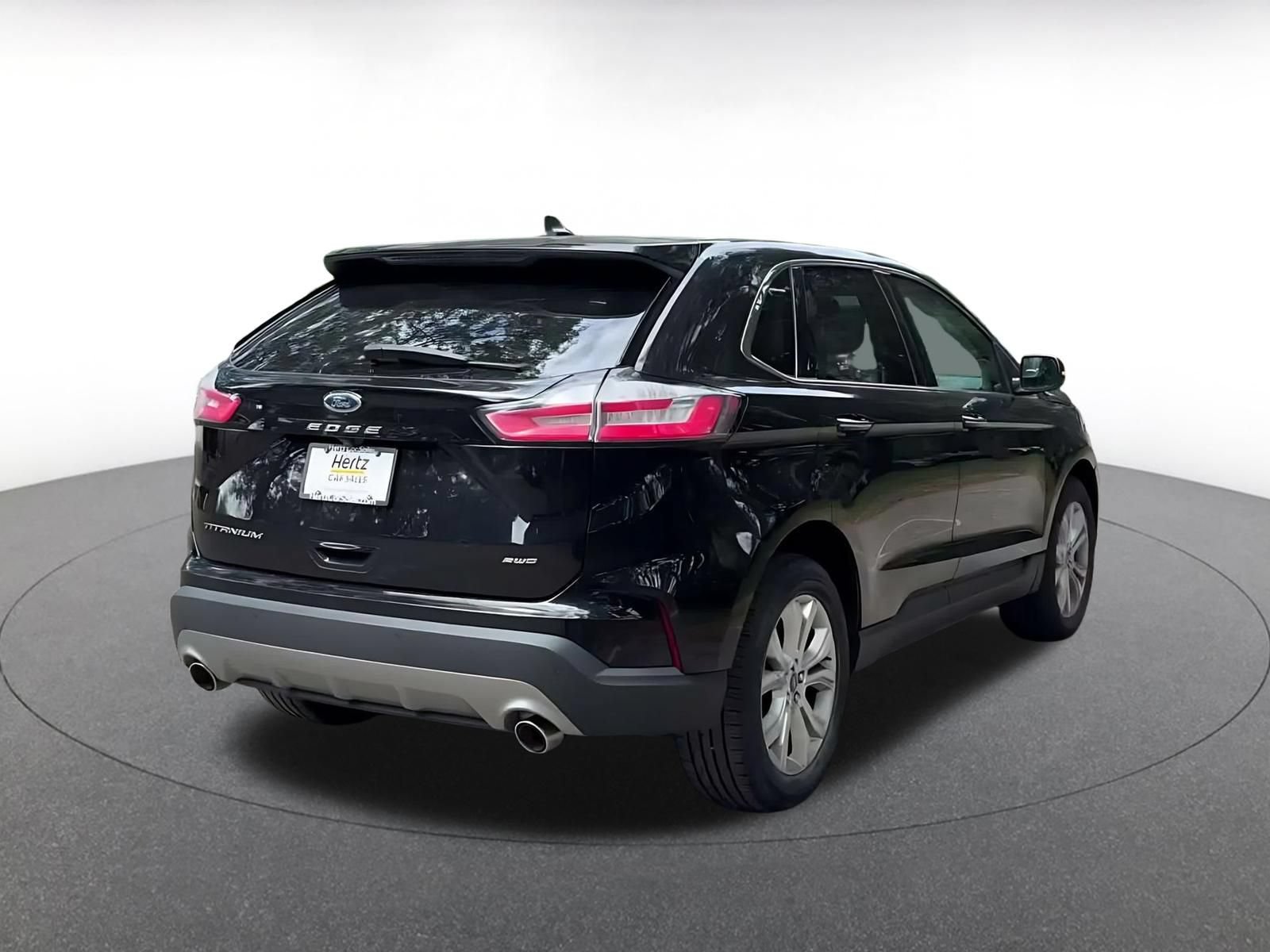 Used 2022 Ford Edge Titanium w/ Equipment Group 301A AWD/4WD image 12