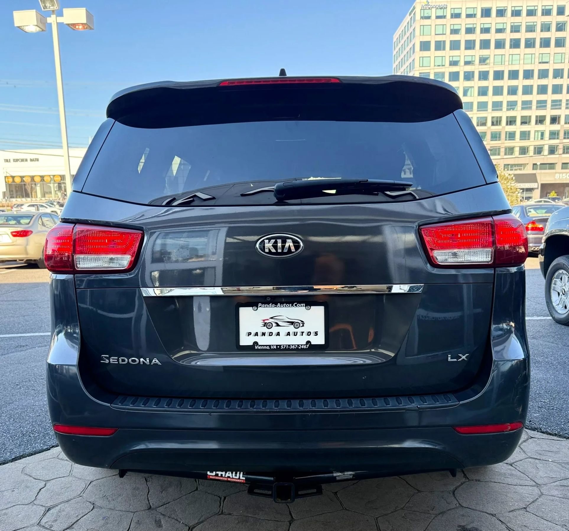 Used 2015 Kia Sedona LX w/ LX Convenience Package image 6