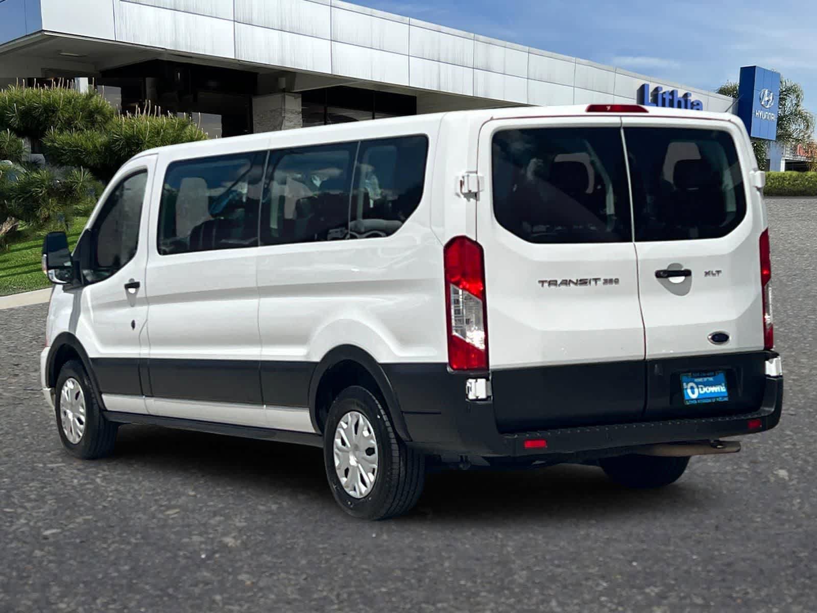 Used 2022 Ford Transit 350 XLT RWD image 7