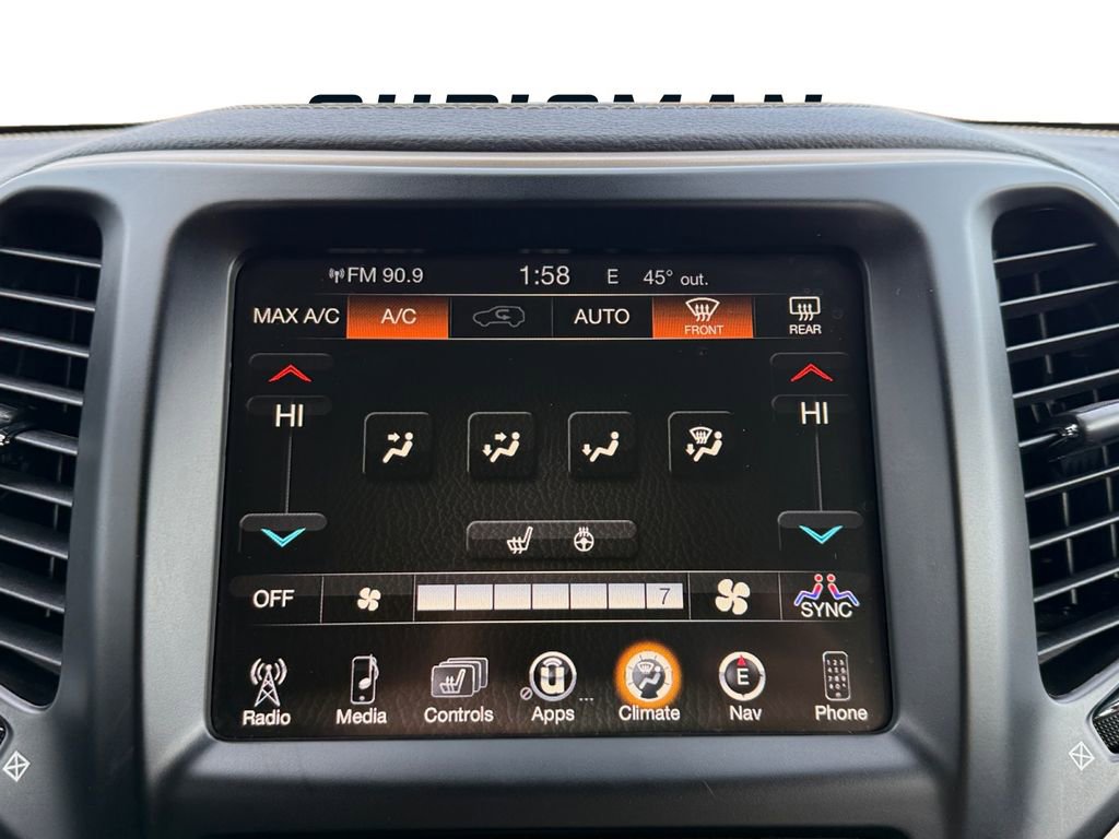 Used 2018 Jeep Cherokee Limited w/ Technology Group image 16