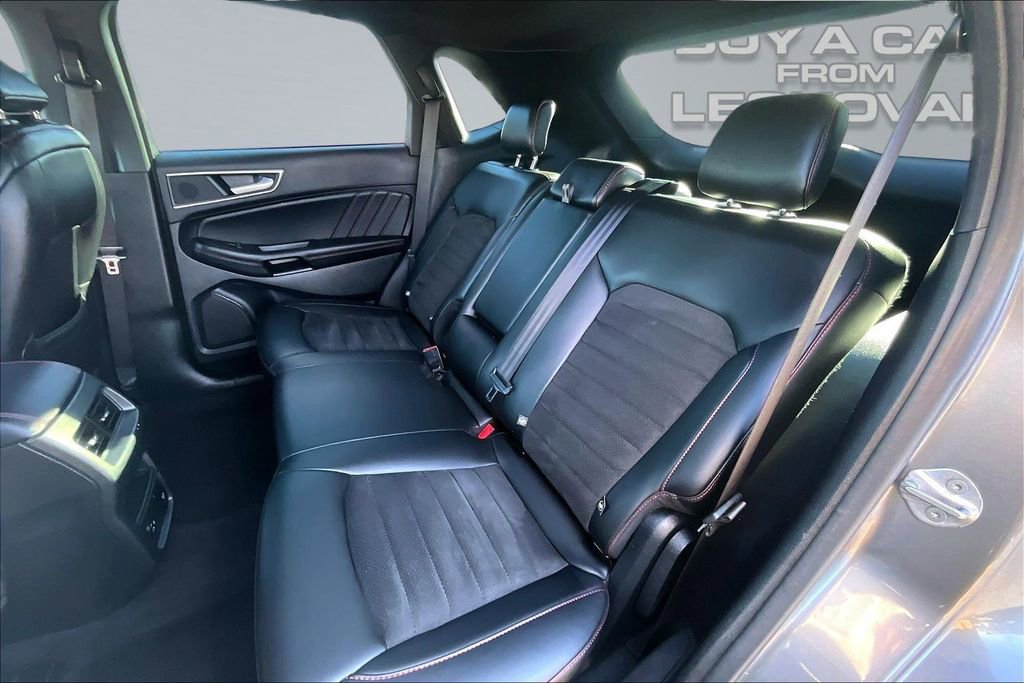 Used 2021 Ford Edge ST-Line w/ Class II Trailer Tow Package AWD/4WD image 25