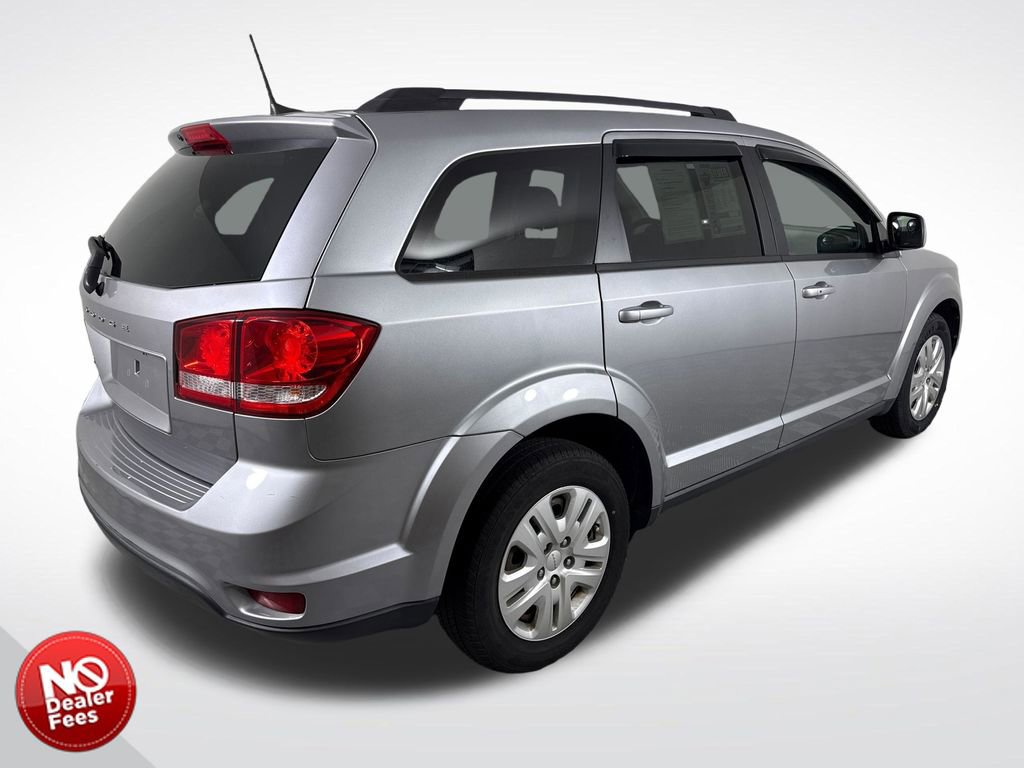Used 2019 Dodge Journey SE w/ Connectivity Group FWD image 3