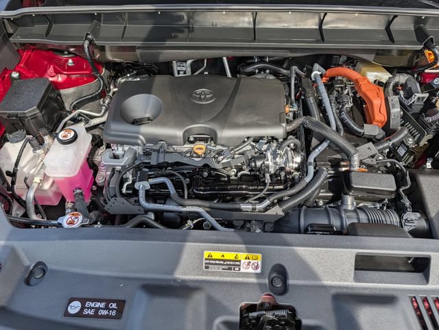 Certified 2024 Toyota Highlander Platinum AWD/4WD image 37