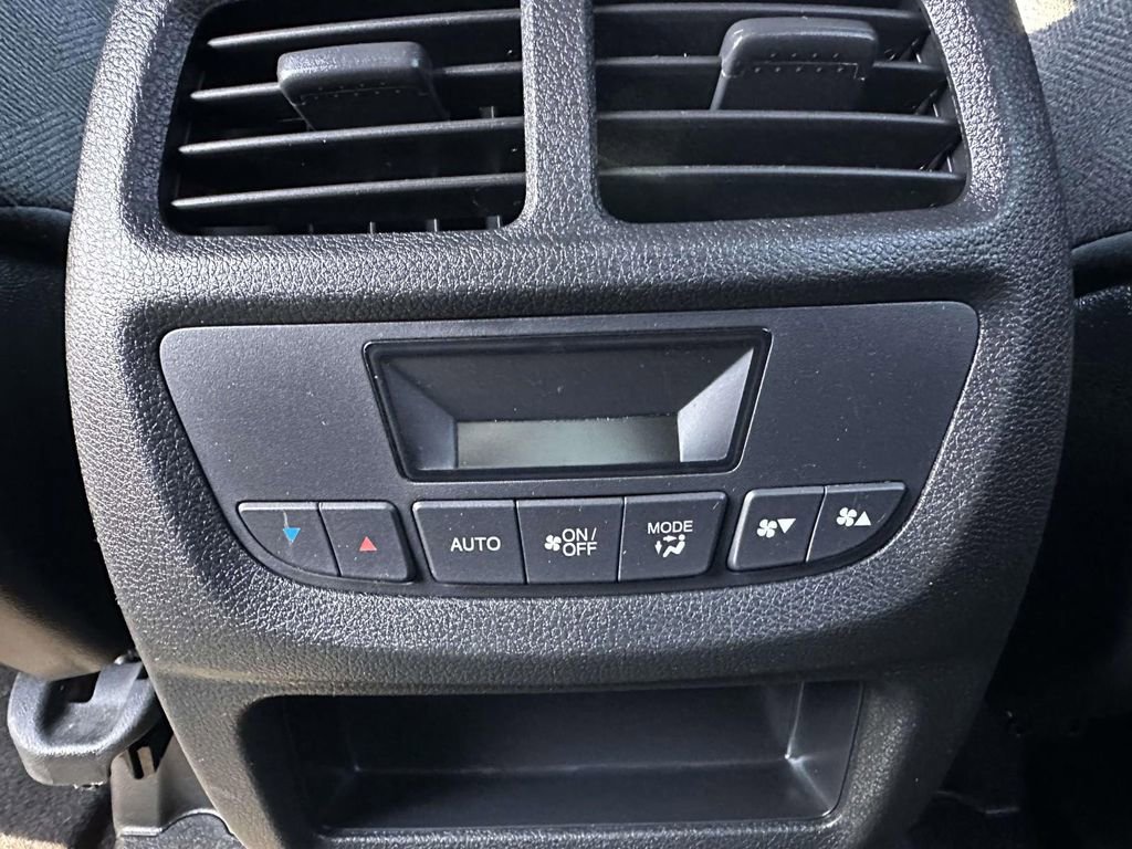 Used 2022 Honda Pilot Sport image 15