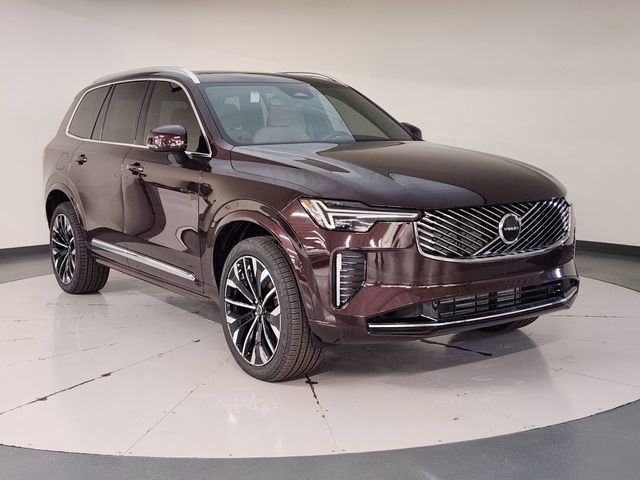 New 2025 Volvo XC90 T8 Core image 7