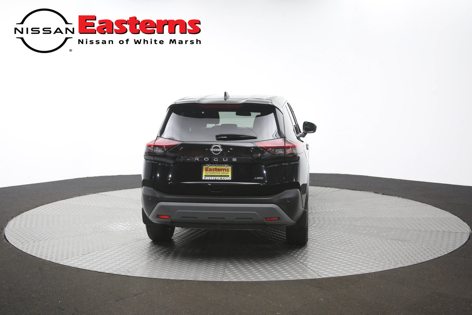 Used 2023 Nissan Rogue S AWD/4WD image 32