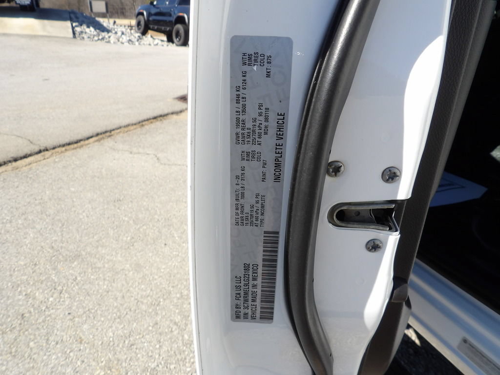Used 2020 RAM 5500 Tradesman RWD image 61