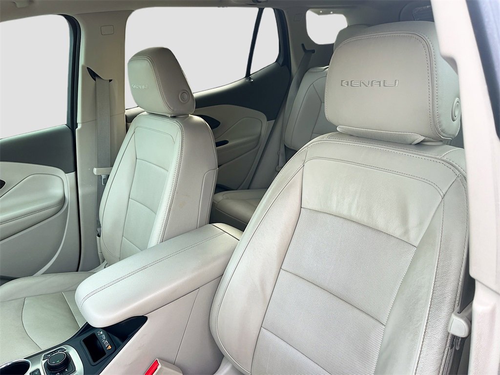 Used 2020 GMC Terrain Denali w/ Denali Premium Package image 20