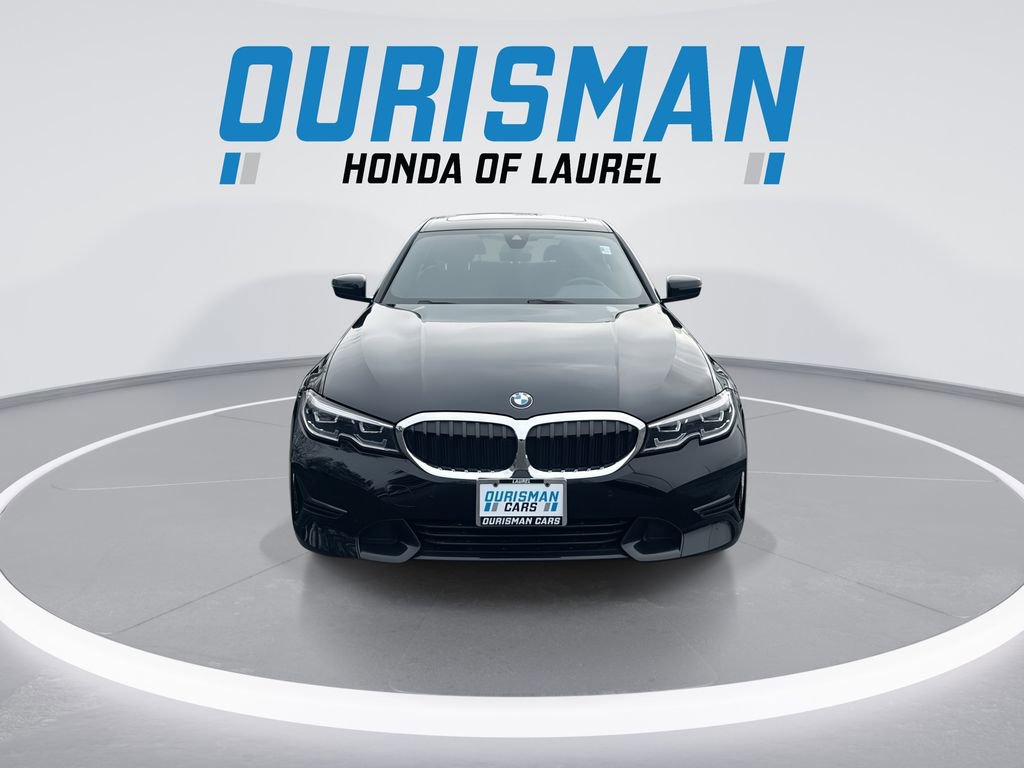 Used 2021 BMW 330i xDrive Sedan w/ Convenience Package image 3