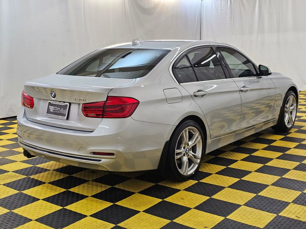 Used 2018 BMW 330i Sedan image 3