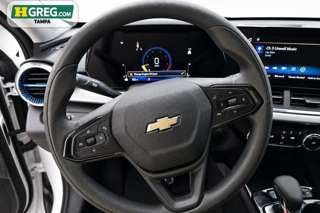 Used 2026 Chevrolet Trax LT FWD image 14