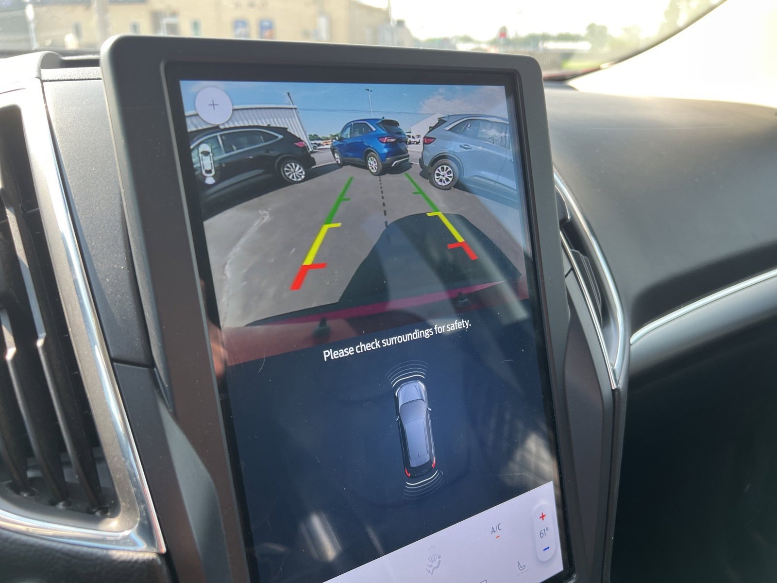 Used 2023 Ford Edge Titanium w/ Equipment Group 301A image 18