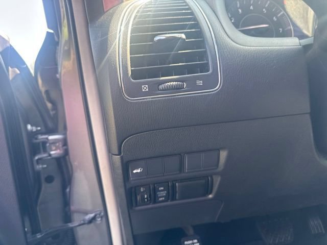 Used 2018 Nissan Armada SL w/ Moonroof Package RWD image 21