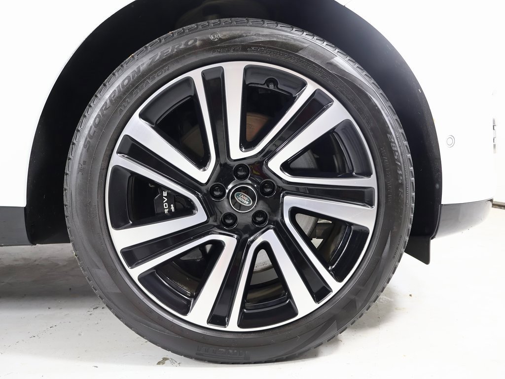 Used 2023 Land Rover Range Rover SE image 22