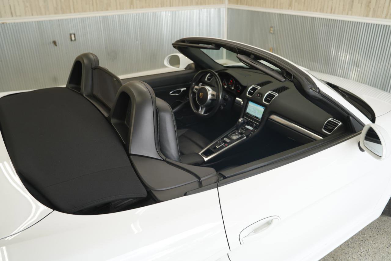Used 2016 Porsche Boxster RWD image 35