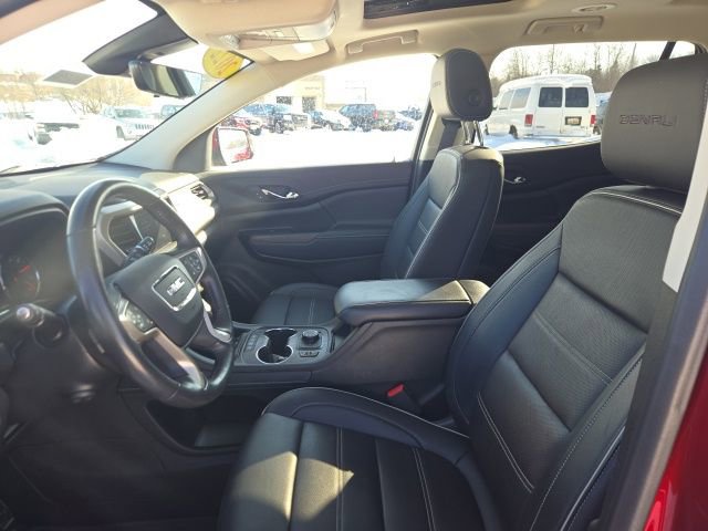 Used 2022 GMC Acadia Denali w/ Denali Ultimate Package image 18