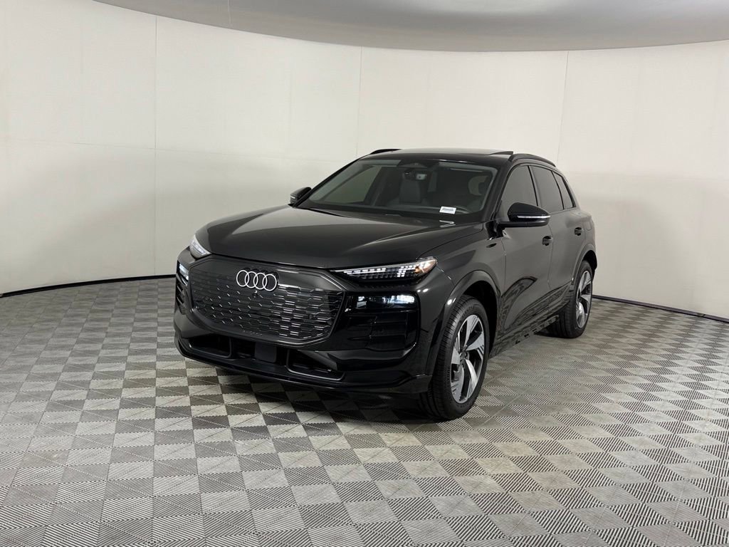 Used 2025 Audi Q6 e-tron Premium Plus w/ Premium Plus AWD/4WD image 3