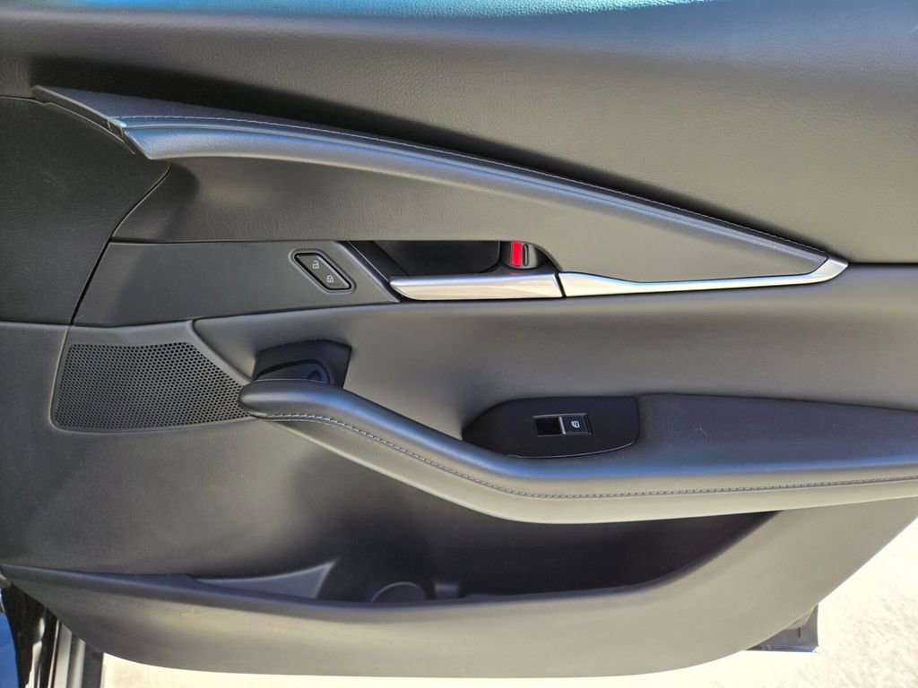 Used 2025 MAZDA CX-30 AWD 2.5 S w/ Select Sport Pkg image 21