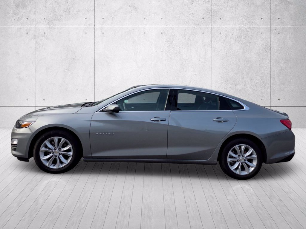 Used 2025 Chevrolet Malibu LT FWD image 2