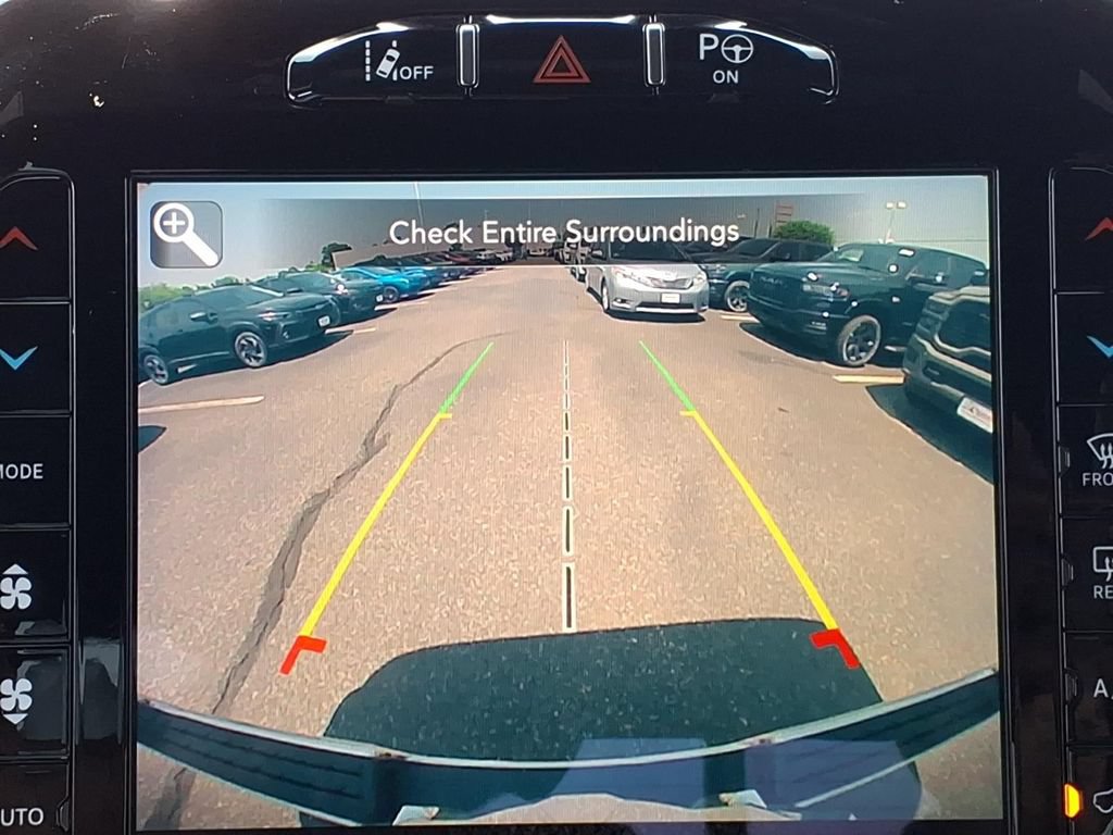 Used 2019 RAM 1500 Limited AWD/4WD image 9
